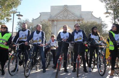 Biciclette agli studenti
 ciclisti invadono Lecce