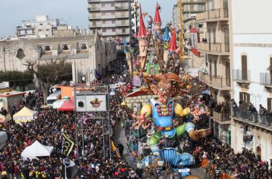 Dibattito turismo, a Putignano si paga solo per la sfilata