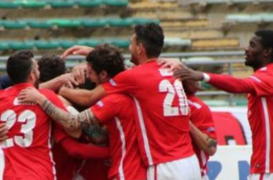 Goleada dei biancorossi
Bari Pro Vercelli finisce 6-2