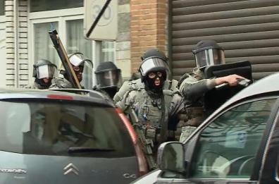 Bari e il «giro» dei passaporti
per terroristi: prime ammissioni