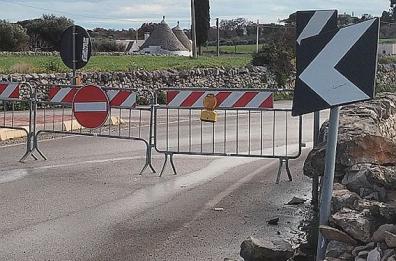 Blocco totale per la 172
stop a transito anche a frontisti