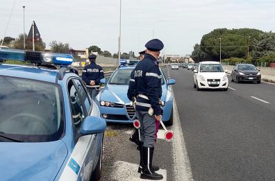Scontro nel Foggiano, muore
bimba 5 anni, tre feriti Ft
Lecce, perde la vita 28enne