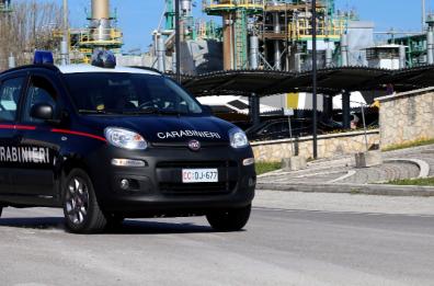 Rifiuti: traffico in centro Eni 
di Viggiano, cinque arresti