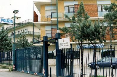 Ferito a colpi di accetta
si costituisce l'aggressore