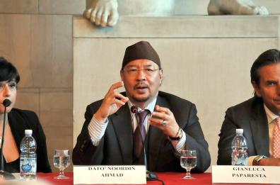 Un malese a Bari
 meglio di un film