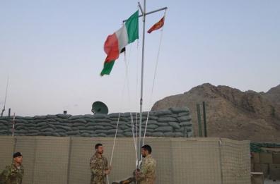 Dalla Puglia all'Afghanistan
Storie di italiani in uniforme