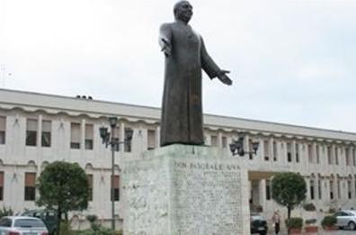 Divina Provvidenza: 
«Assumere i 130 precari»