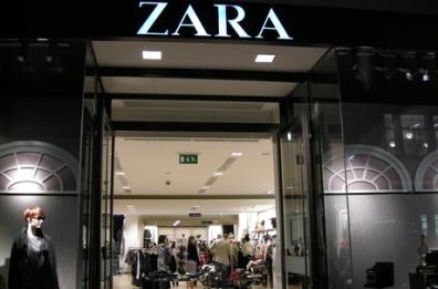 Aperti gli store Zara
protesta dei sindacati