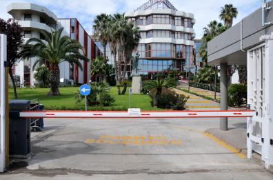 Bari, un altro infermiere positivo al Covid nella clinica Mater Dei: test a tappeto