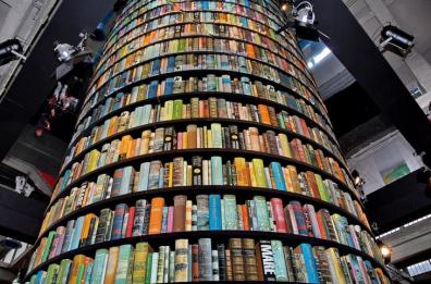 «Lecce città del libro 2017
mette la carica agli editori»
