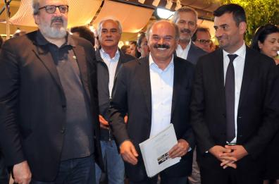 E Farinetti (Eataly) porta con sè le eccellenze del cibo