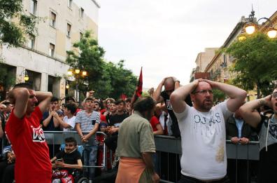 Foggia, tifosi delusi in piazza