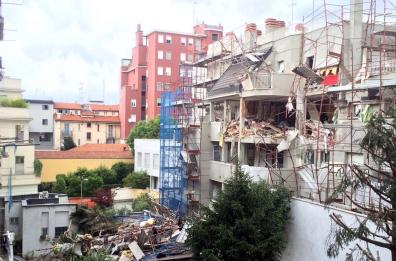Milano, strage ai Navigli
per fuga di gas: 3 morti