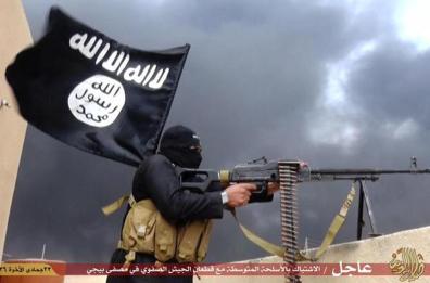 «Inneggiava all'Isis»
italiano di origine albanese
bloccato nel Barese