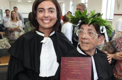 Lecce, ad 84 anni
consegue 
la laurea in filosofia