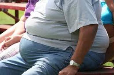 L'obesità: per combatterla non bastano impegno e forza di volontà