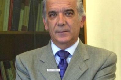 Da Punta Perotti alla Cittadella
addio all'avvocato del Comune