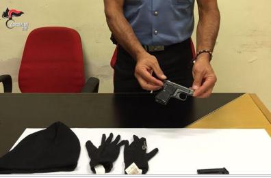 Droga, altri 4 arresti
Bari, preso 34enne armato