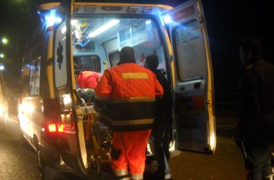 Taranto, gravissimo operaio 31enne investito da una scossa elettrica da 20mila volt