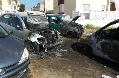 Rifiuti, il rogo all'auto 
del sindacalista: non mollo