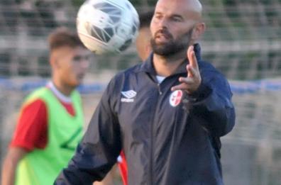 Bari rialza la testa
Stellone suona la carica