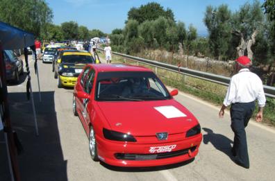 Automobil club presenta slalom dei Trulli