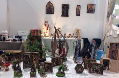 Nel mondo creativo in scena la fantasia e i visitatori in coda