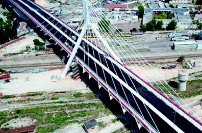 Come chiamare
il super ponte
Sentite i baresi
