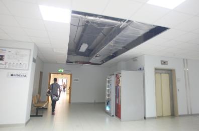 Cade controsoffitto
in ospedale a Lecce
tre donne contuse