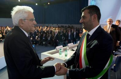 Anci, Decaro eletto presidente
«Orgoglioso, mi sento uno di noi»
