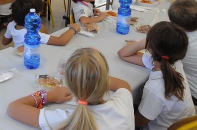 Nardò, stop alla mensa
dopo i bimbi intossicati