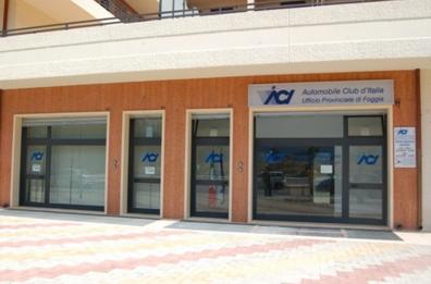 Foggia, così l'ex direttore Aci
se la spassava coi soldi dei bolli