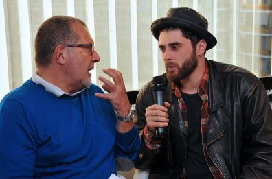 Giò Sada in Gazzetta e l'abbraccio delle fan