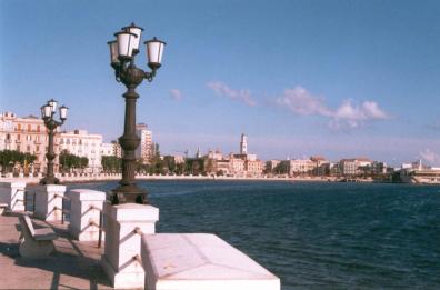 La rabbia delle immigrate in Puglia: «Noi ucraini lasciati da soli»