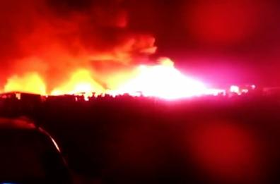 Incendio nel ghetto di Rignano 
distrutte 80 baracche, molti sfollati