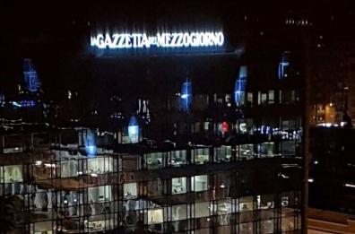 Bari, la festa della Gazzetta
Si accende la nuova insegna