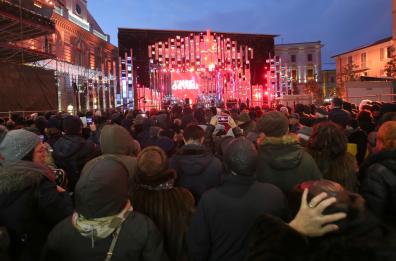 A Bari e Potenza show di fine anno
 Piazza gremita di giovani per i rapper