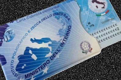 A Bari è ancora un miraggio
la carta d'identità elettronica
