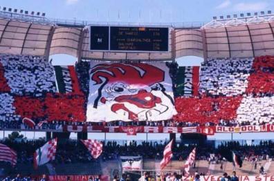 Calcio Bari, al via da domani campagna abbonamenti