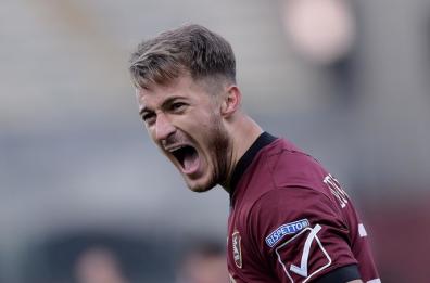 Bari-Salzano, pronto annuncio
Donnarumma resta un obiettivo