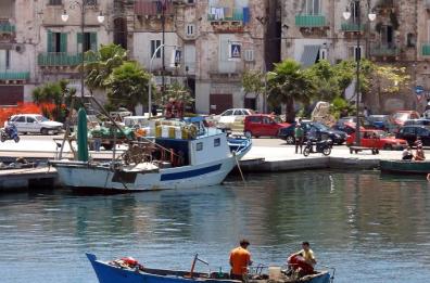 Città Vecchia a Taranto, il Cipe  toglie i fondi a gas acqua e fogna 
