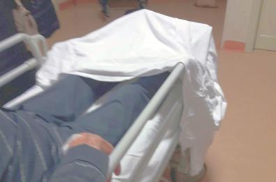 Policoro, malati a Medicina
ricoverati sulle barelle