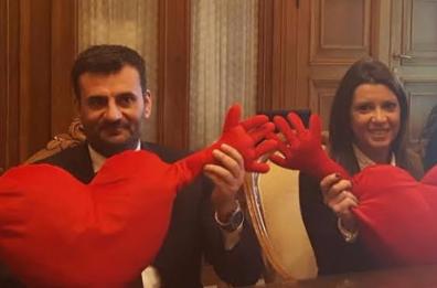Bari, per San Valentino Decaro
invita innamorati a Bari vecchia