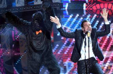 La «scimmia» Gabbani
vince il Festival
seconda la Mannoia, terzo Meta