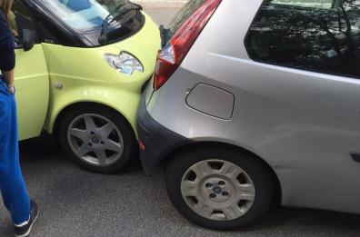 Brindisi, truffe con le assicurazioni:  65 indagati per falsi incidenti