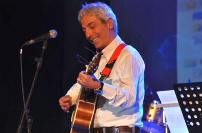 Bari, «Past the saint, past the party»