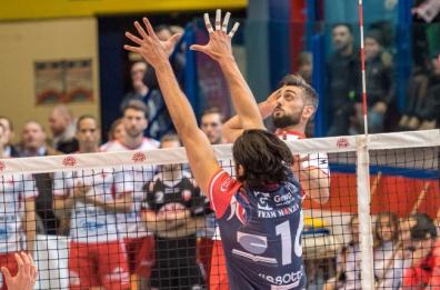 Molfetta supera l'esame resta aggrappata ai play
