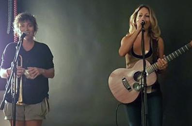 Bari, il duo Ed Mondo presenta l'album «Oops!»