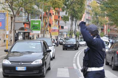 Traffico intenso e molti rumori
Legambiente bacchetta i baresi