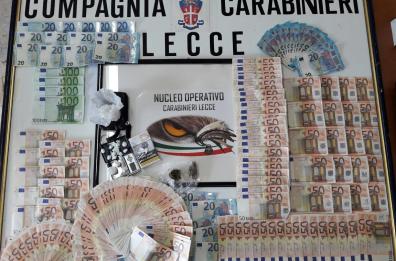 Surbo, preso spacciatore
aveva droga e oltre 10mila €